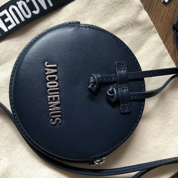 JACQUEMUS-AUTHENTIC NWT Le Pitchou Coin Wallet - Picture 8 of 16